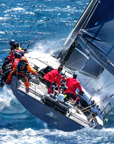 Why Behaviour Beats Strategy: Four Patterns That Decide Whether Teams Fly or Flounder